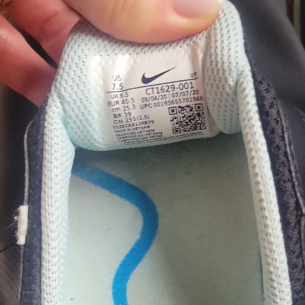 Nike Zoom Pulse Shoes - Picture 6 of 10